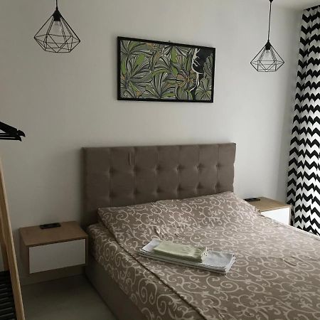 Two Level Appartment In The Centre Of Лвив Екстериор снимка
