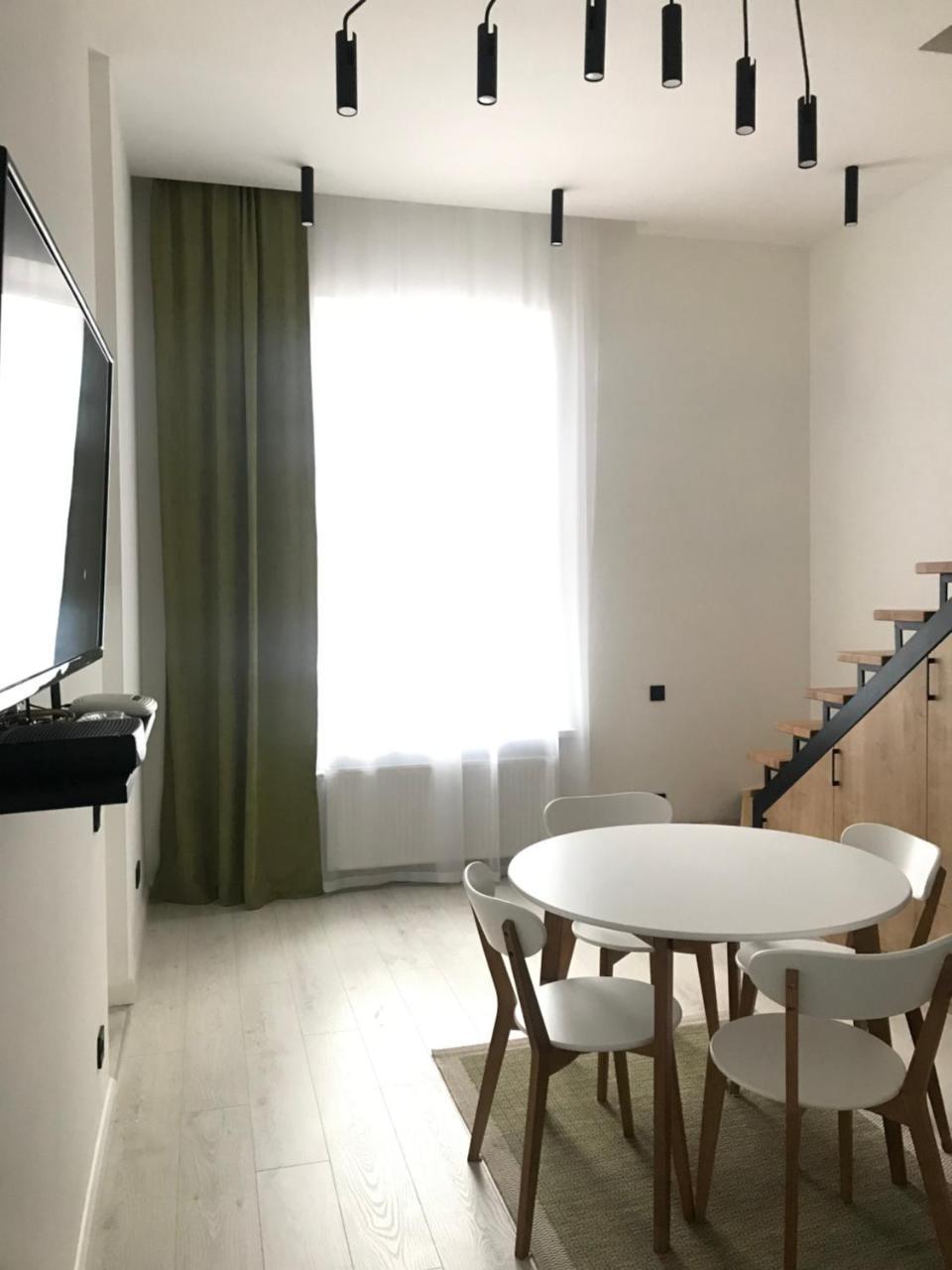 Two Level Appartment In The Centre Of Лвив Екстериор снимка